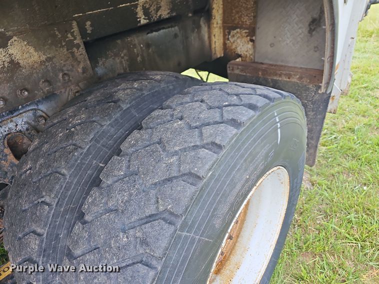 image for item LW9668 2002 Freightliner FL80  Crew Cab digger derrick truck