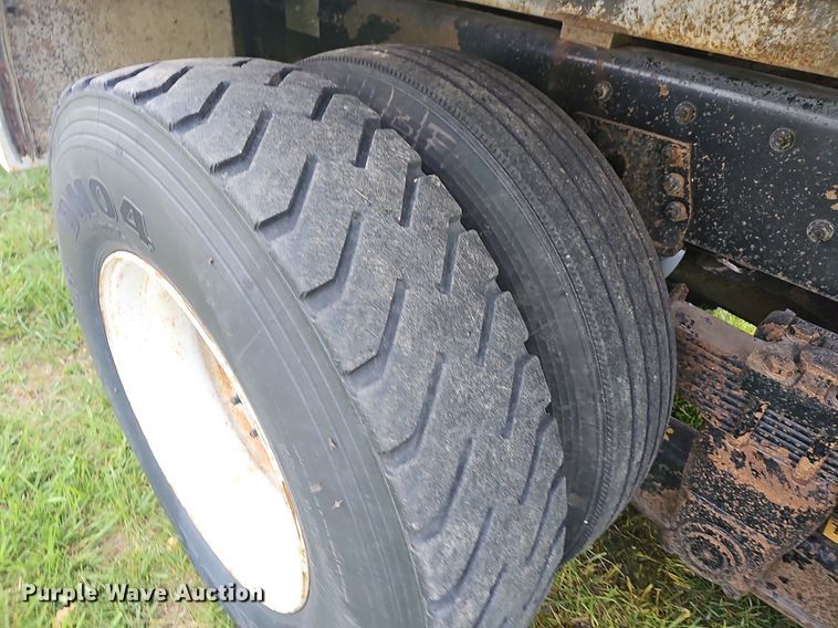 image for item LW9668 2002 Freightliner FL80  Crew Cab digger derrick truck