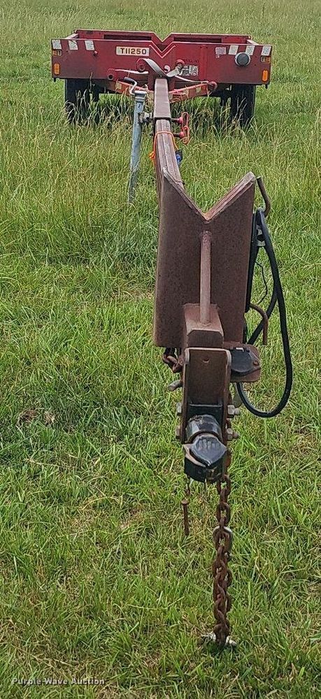 image for item LW9670 2001 Utility Tool & Trailer  pole trailer