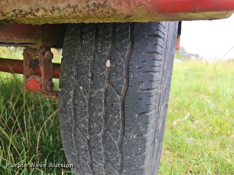 image for item LW9670 2001 Utility Tool & Trailer  pole trailer