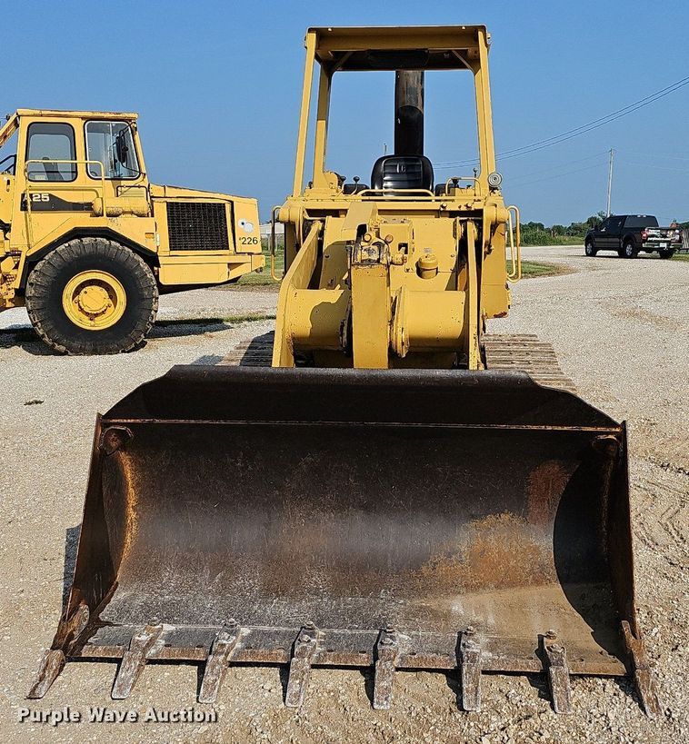 image for item LW9673 1987 Caterpillar 943  track loader