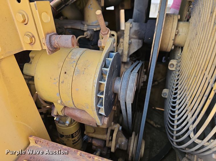 image for item LW9673 1987 Caterpillar 943  track loader