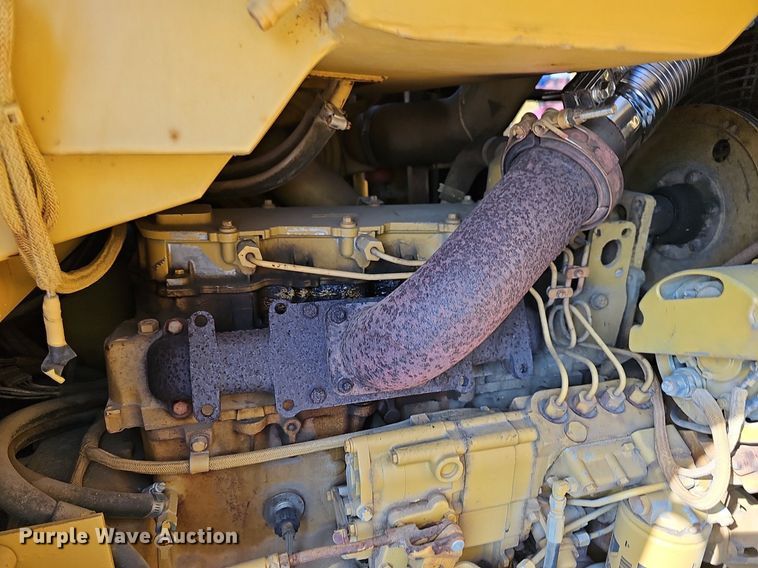 image for item LW9673 1987 Caterpillar 943  track loader