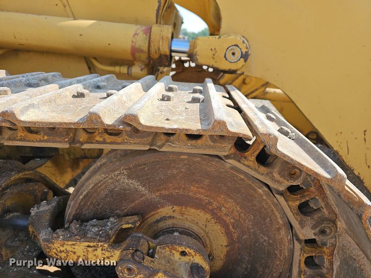 image for item LW9673 1987 Caterpillar 943  track loader