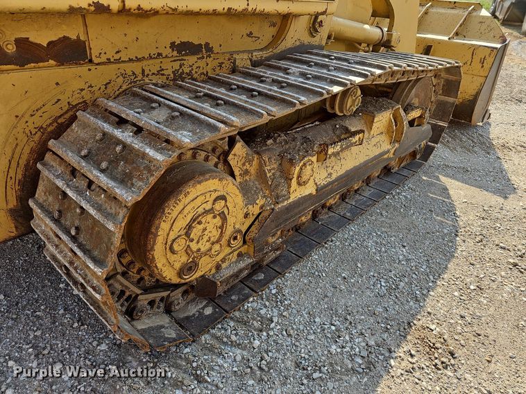 image for item LW9673 1987 Caterpillar 943  track loader