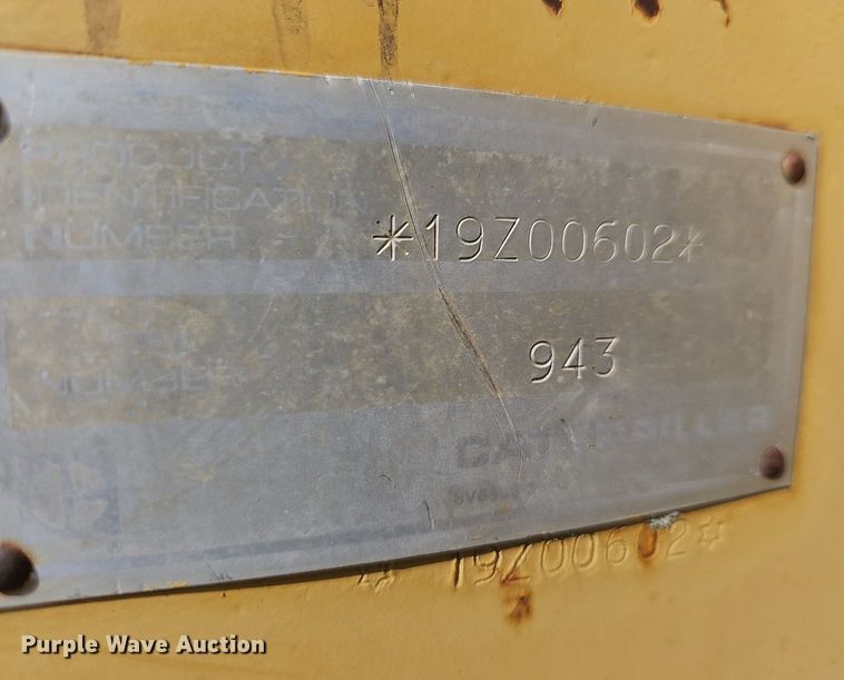 image for item LW9673 1987 Caterpillar 943  track loader