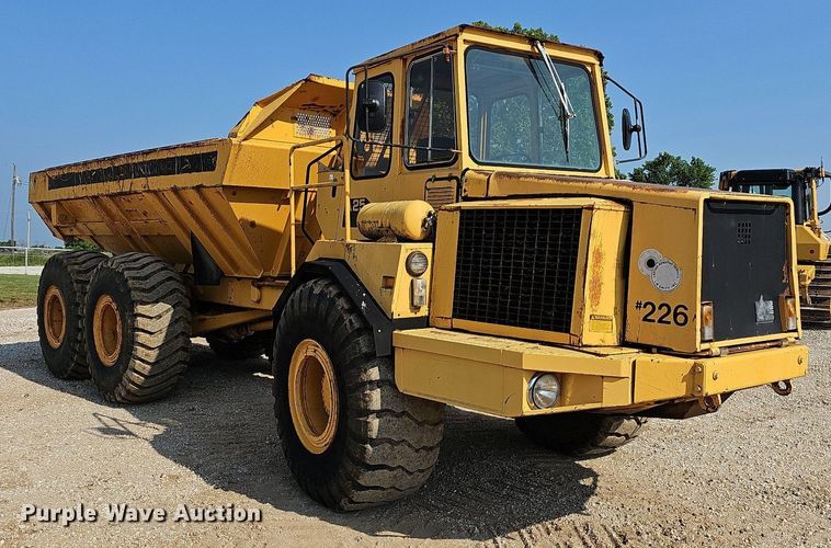 image for item LW9674 1988 Volvo A25  haul truck