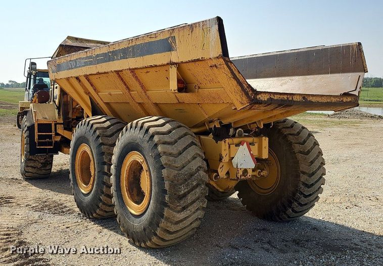image for item LW9674 1988 Volvo A25  haul truck