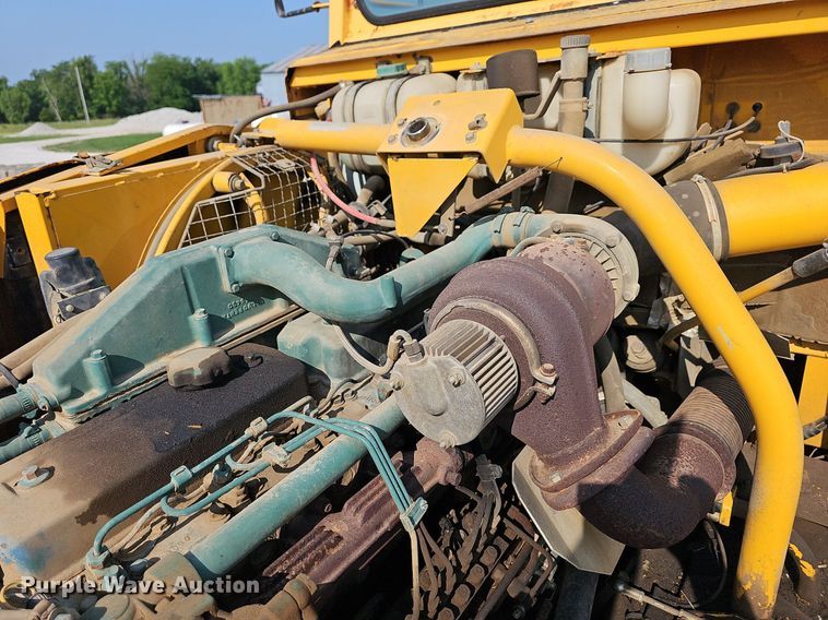 image for item LW9674 1988 Volvo A25  haul truck