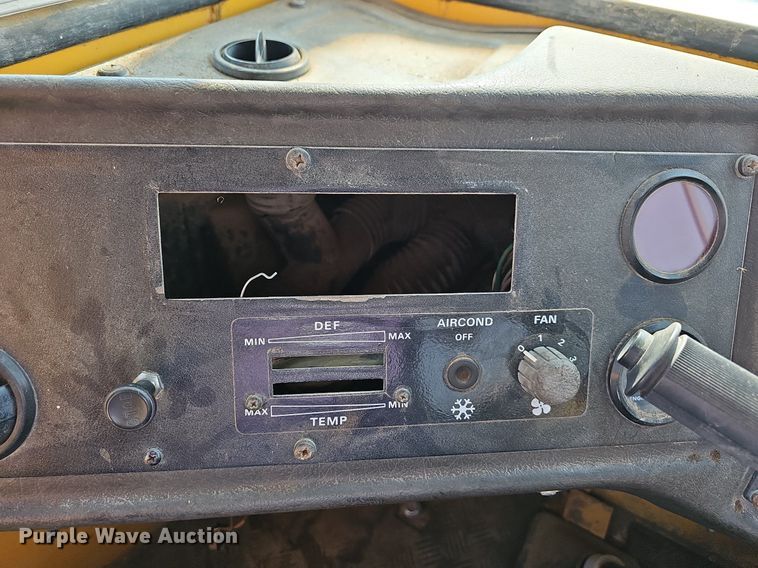 image for item LW9674 1988 Volvo A25  haul truck