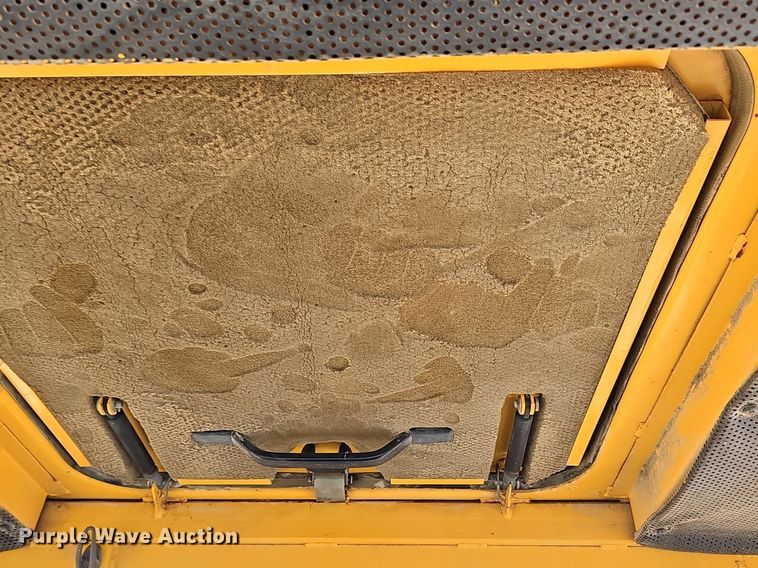 image for item LW9674 1988 Volvo A25  haul truck