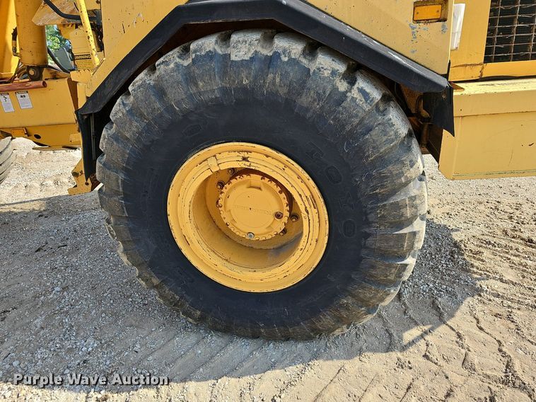 image for item LW9674 1988 Volvo A25  haul truck