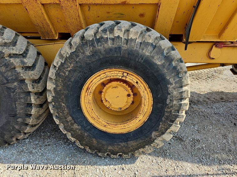 image for item LW9674 1988 Volvo A25  haul truck