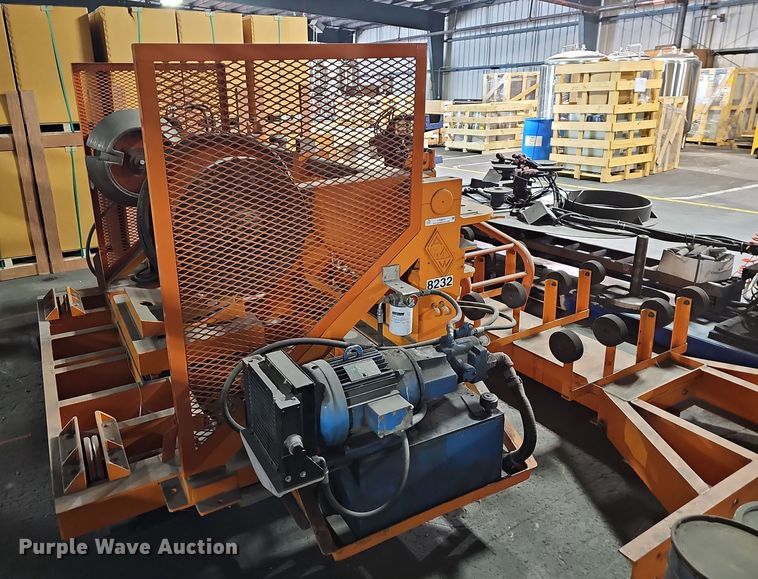 image for item LW9675 AMW  uncoiler