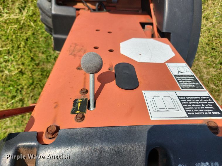 image for item LX9644 1999 Ditch Witch 1030  trencher