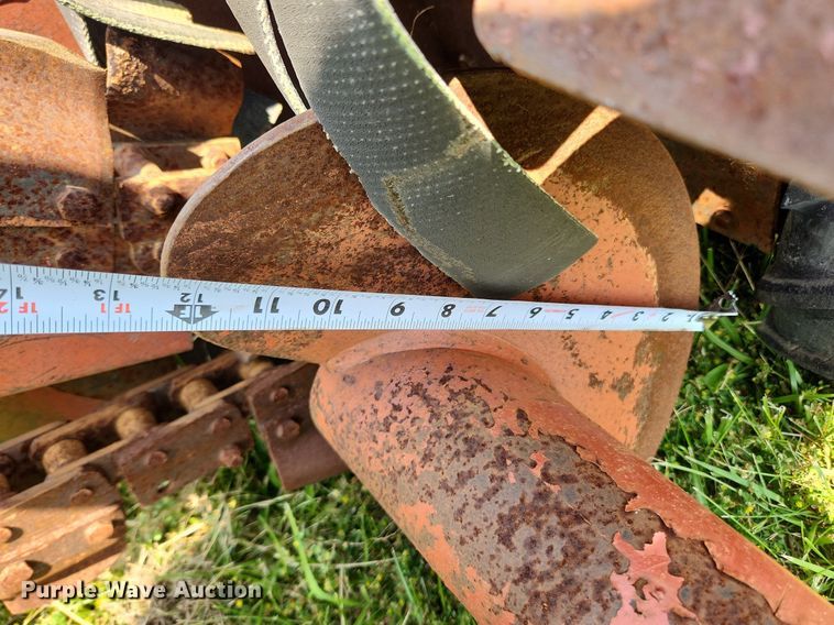 image for item LX9644 1999 Ditch Witch 1030  trencher