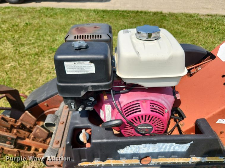 image for item LX9644 1999 Ditch Witch 1030  trencher