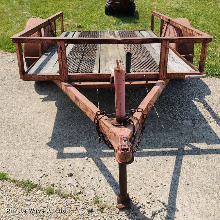 image for item LX9644 1999 Ditch Witch 1030  trencher