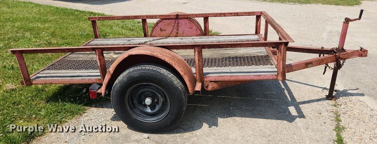 image for item LX9644 1999 Ditch Witch 1030  trencher