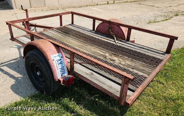 image for item LX9644 1999 Ditch Witch 1030  trencher