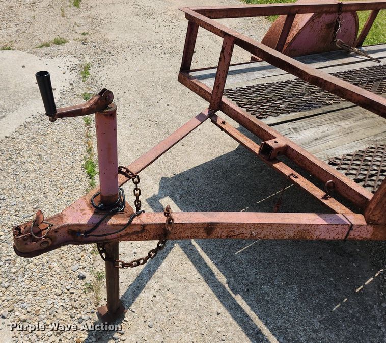 image for item LX9644 1999 Ditch Witch 1030  trencher