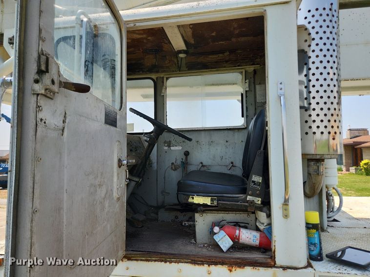 image for item LX9645 FWD 66-18CC  boom lift truck