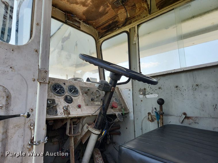 image for item LX9645 FWD 66-18CC  boom lift truck