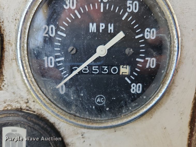 image for item LX9645 FWD 66-18CC  boom lift truck