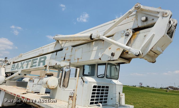 image for item LX9645 FWD 66-18CC  boom lift truck