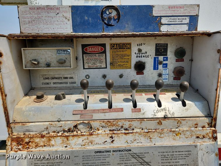 image for item LX9645 FWD 66-18CC  boom lift truck