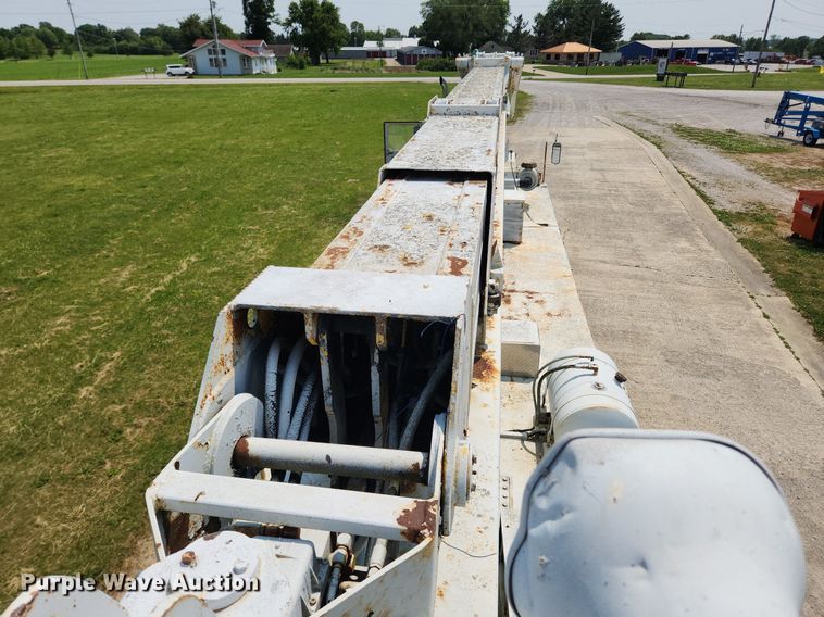 image for item LX9645 FWD 66-18CC  boom lift truck