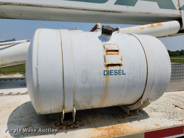 image for item LX9645 FWD 66-18CC  boom lift truck