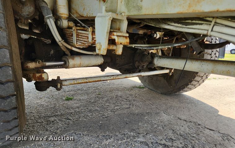 image for item LX9645 FWD 66-18CC  boom lift truck