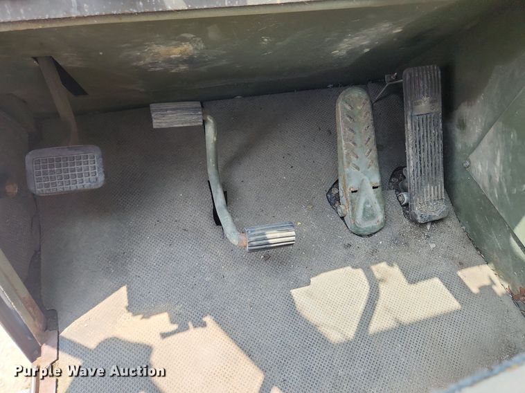 image for item LX9648 1988 Grove RT875CC  crane