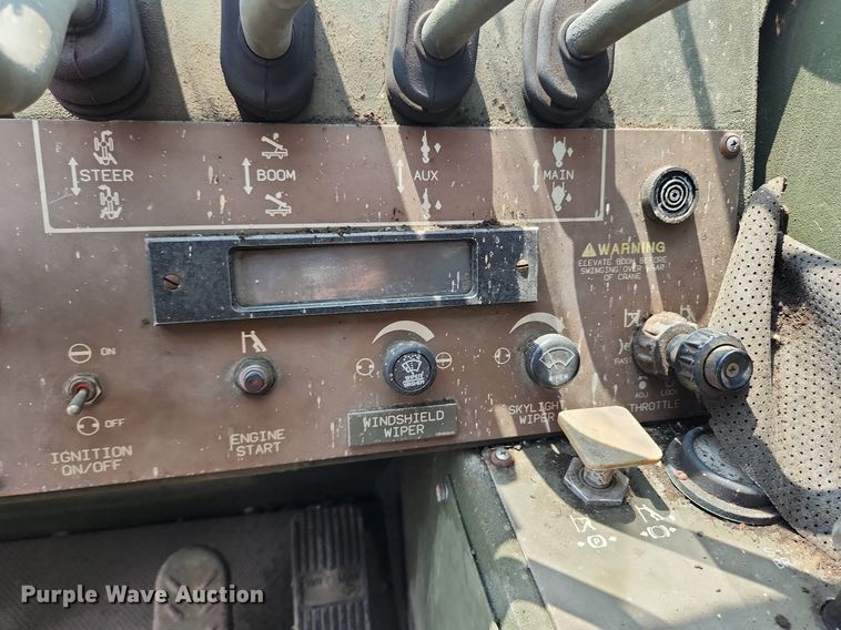 image for item LX9648 1988 Grove RT875CC  crane