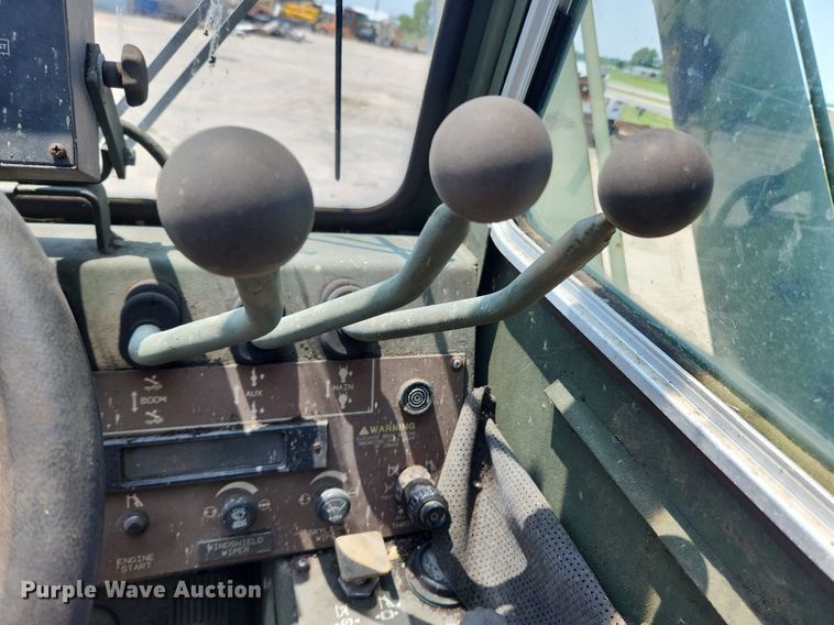 image for item LX9648 1988 Grove RT875CC  crane