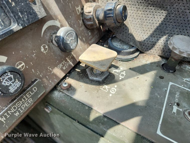 image for item LX9648 1988 Grove RT875CC  crane