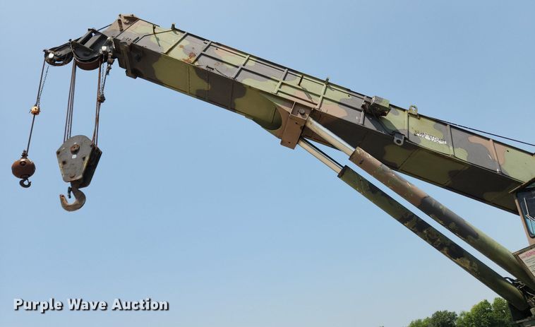 image for item LX9648 1988 Grove RT875CC  crane