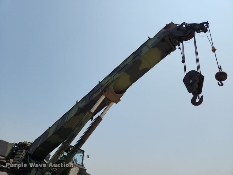 image for item LX9648 1988 Grove RT875CC  crane