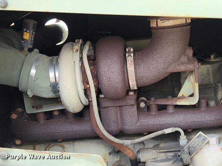 image for item LX9648 1988 Grove RT875CC  crane