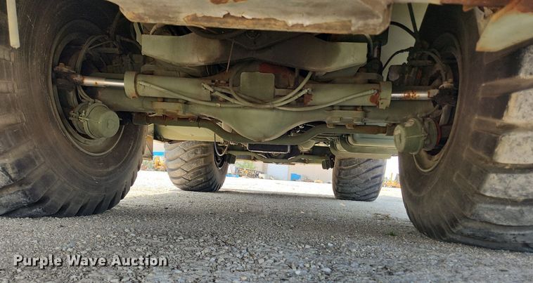 image for item LX9648 1988 Grove RT875CC  crane