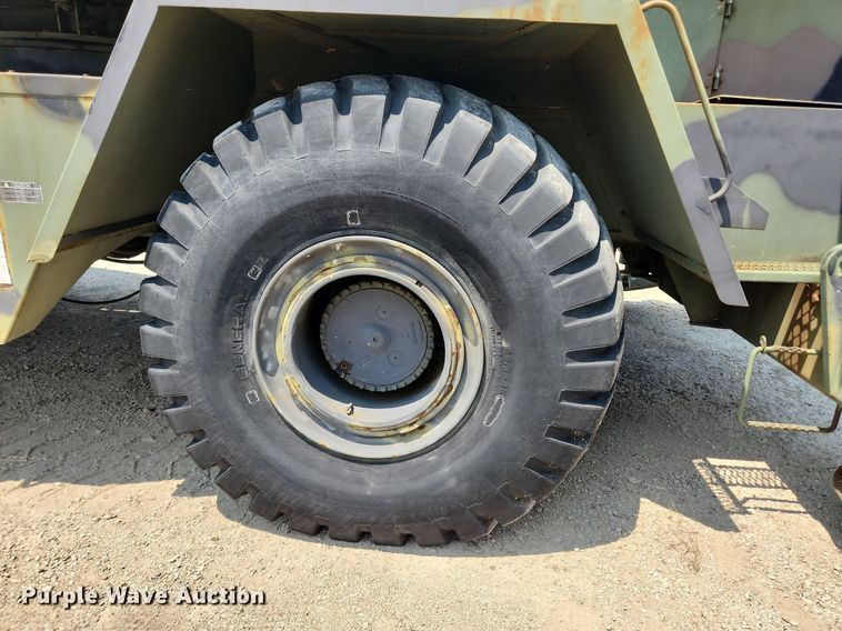 image for item LX9648 1988 Grove RT875CC  crane