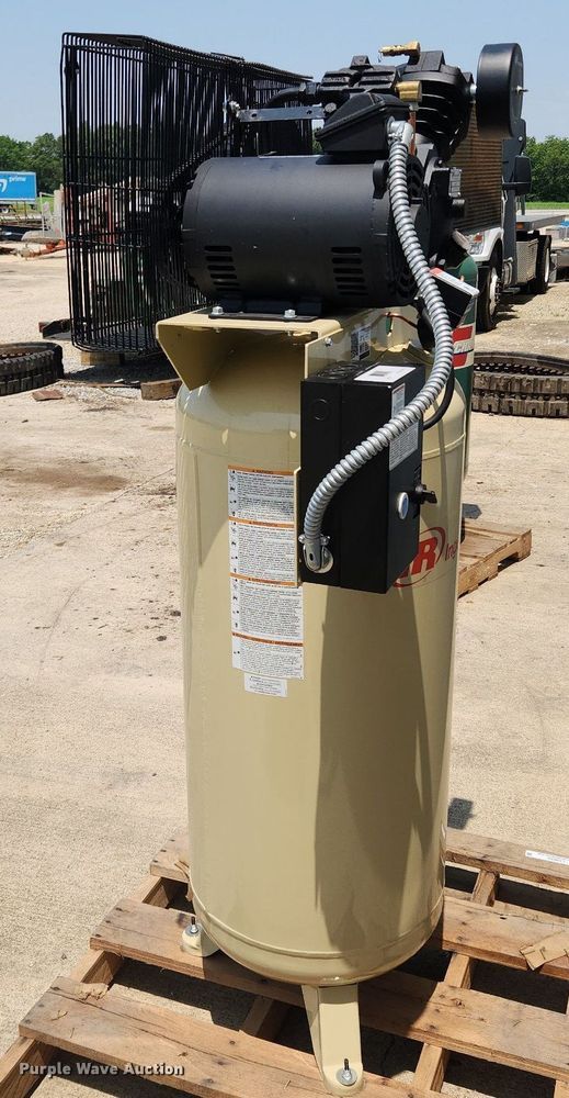 image for item LX9650 Ingersoll Rand 2340L5 Grainger  air compressor