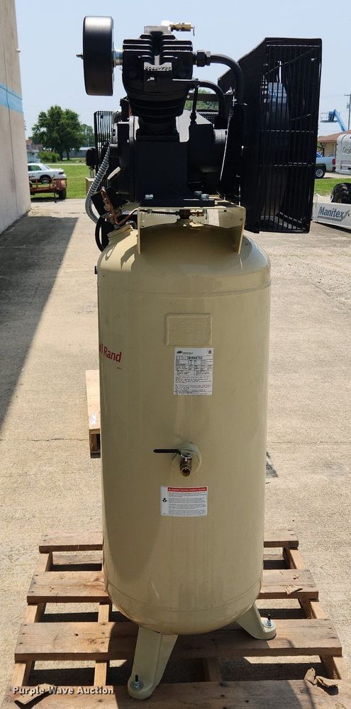 image for item LX9650 Ingersoll Rand 2340L5 Grainger  air compressor