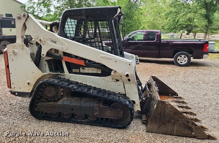 image for item LX9719 2016 Bobcat T590  tracked skid steer loader