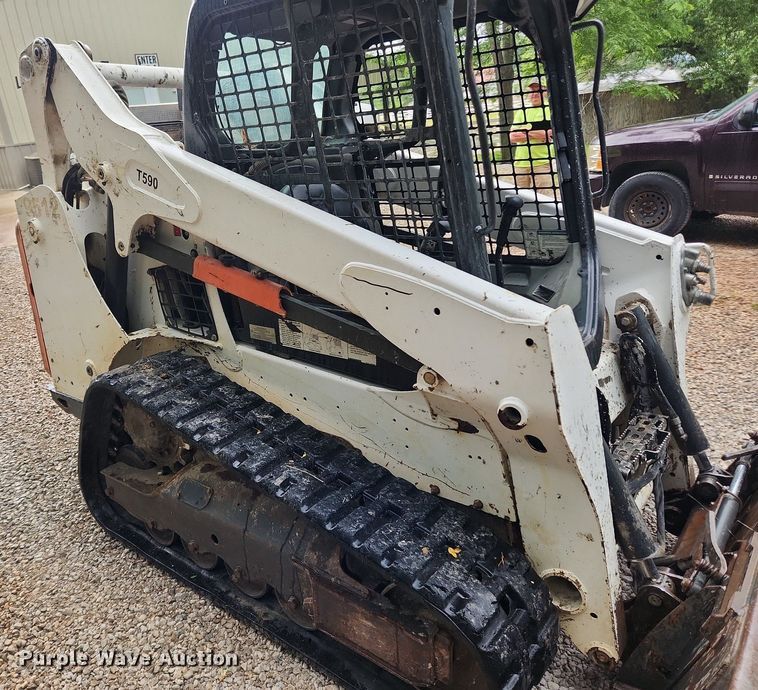 image for item LX9719 2016 Bobcat T590  tracked skid steer loader