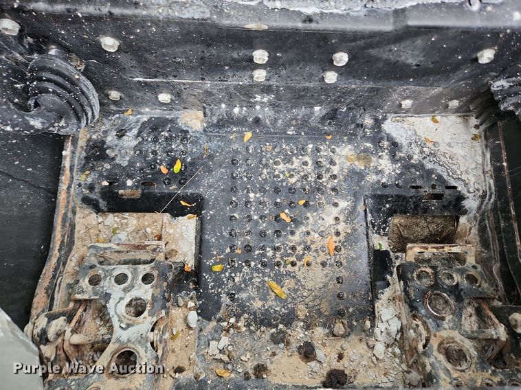 image for item LX9719 2016 Bobcat T590  tracked skid steer loader