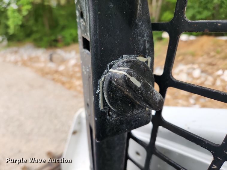 image for item LX9719 2016 Bobcat T590  tracked skid steer loader