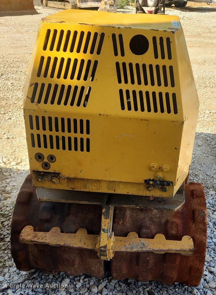 image for item LX9724 2003 Rammax P33/24HHMR  trench compactor