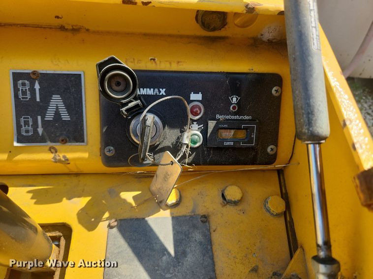 image for item LX9724 2003 Rammax P33/24HHMR  trench compactor